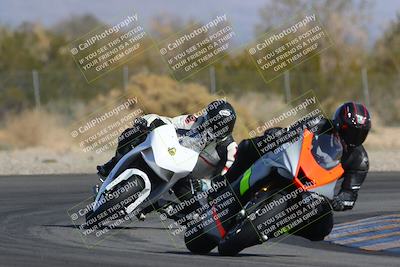 media/Feb-04-2023-SoCal Trackdays (Sat) [[8a776bf2c3]]/Turn 2 (1140am)/